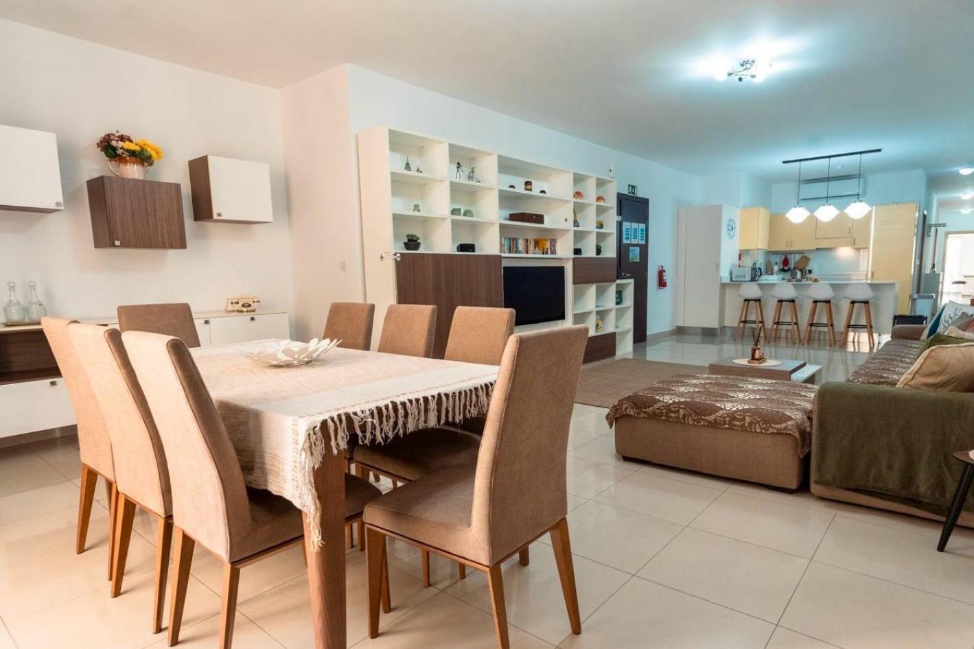 Belmonte Heights - Luxury 3 Bedroom Apartment สลีมา ภายนอก รูปภาพ