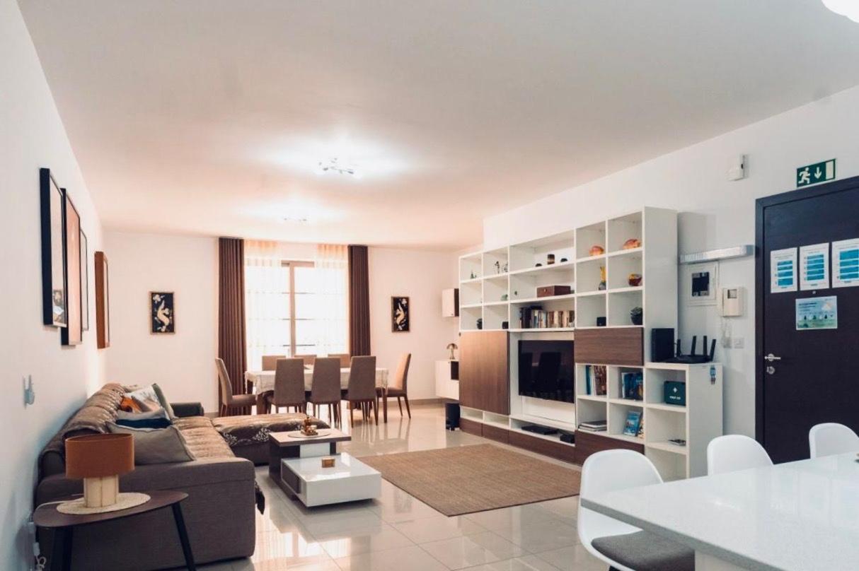 Belmonte Heights - Luxury 3 Bedroom Apartment สลีมา ภายนอก รูปภาพ