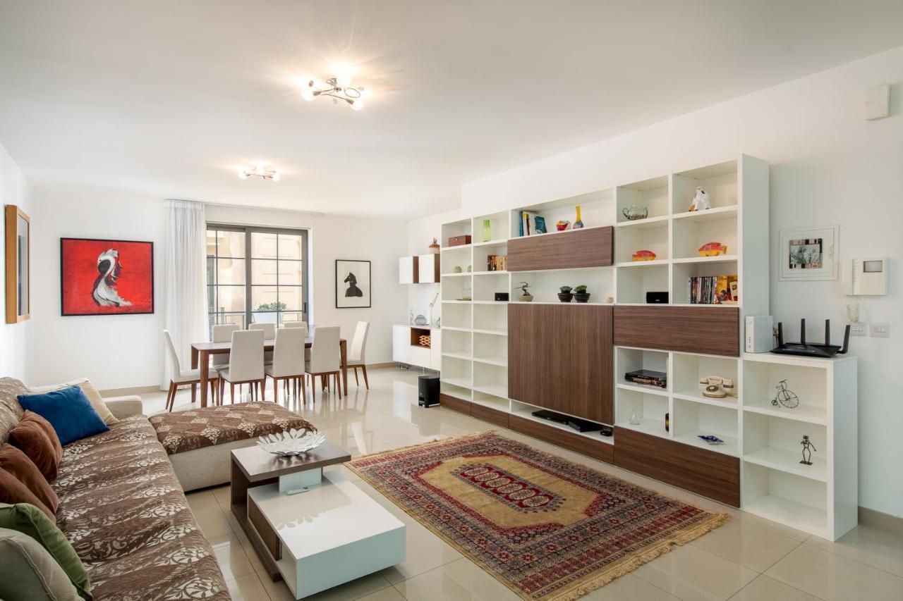 Belmonte Heights - Luxury 3 Bedroom Apartment สลีมา ภายนอก รูปภาพ